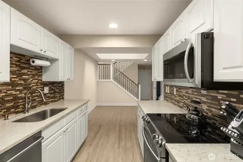 14226 NE 2nd Place Bellevue WA 98007