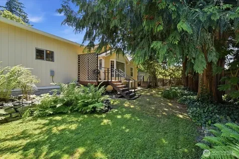 19711 104th Avenue NE Bothell WA 98011