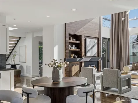 719 99th Avenue NE Bellevue WA 98004