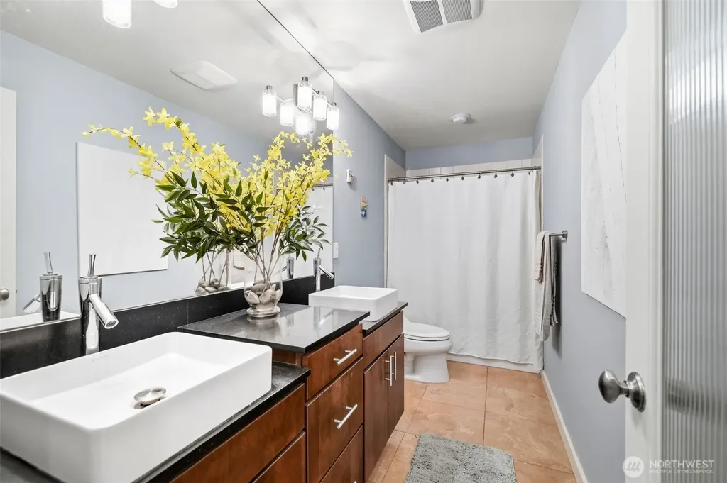 3046 SW Manning Street Seattle WA 98126