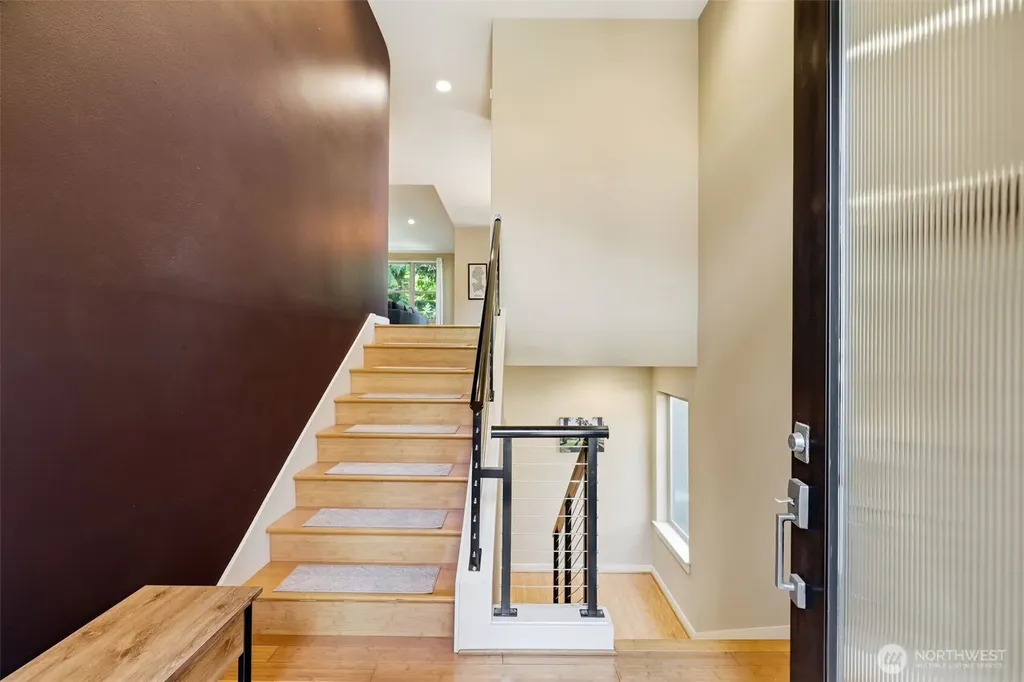 3046 SW Manning Street Seattle WA 98126