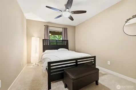 3046 SW Manning Street Seattle WA 98126