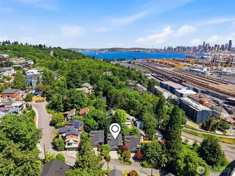 3046 SW Manning Street Seattle WA 98126