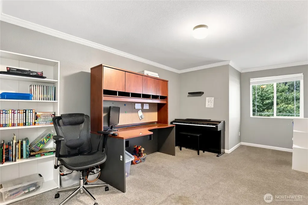 11719 9th Avenue Ct E Tacoma WA 98445