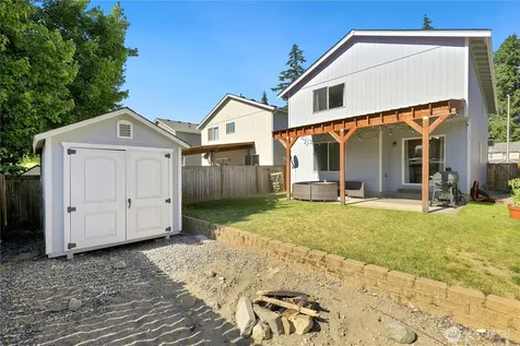 11719 9th Avenue Ct E Tacoma WA 98445