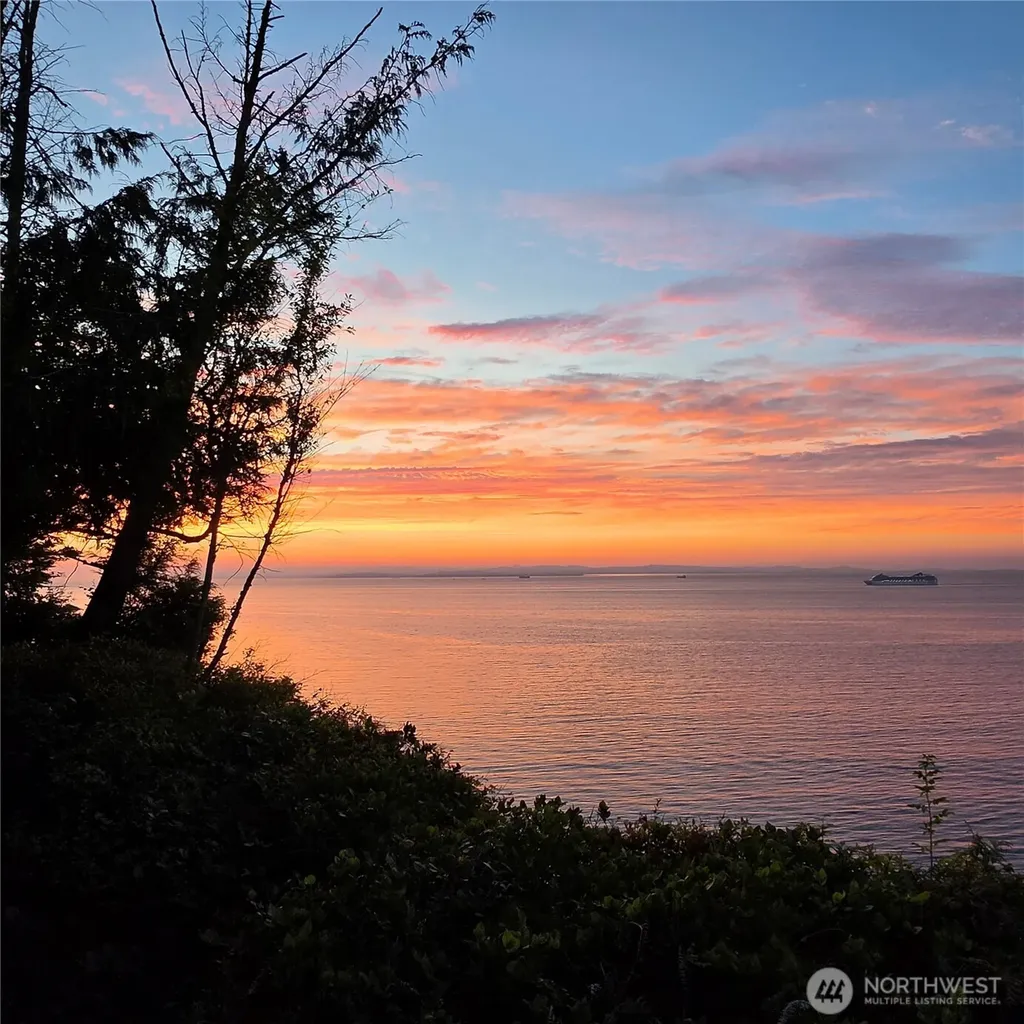 1962 Gasman Road Port Angeles WA 98362