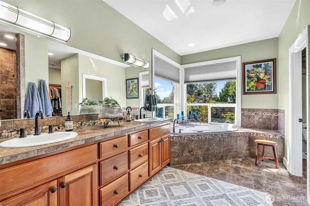 499 Beasley Road Kelso WA 98626