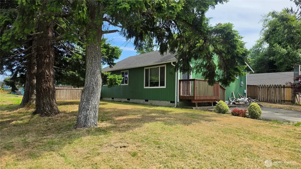 123 W Marion Street Aberdeen WA 98520