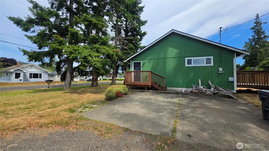 123 W Marion Street Aberdeen WA 98520