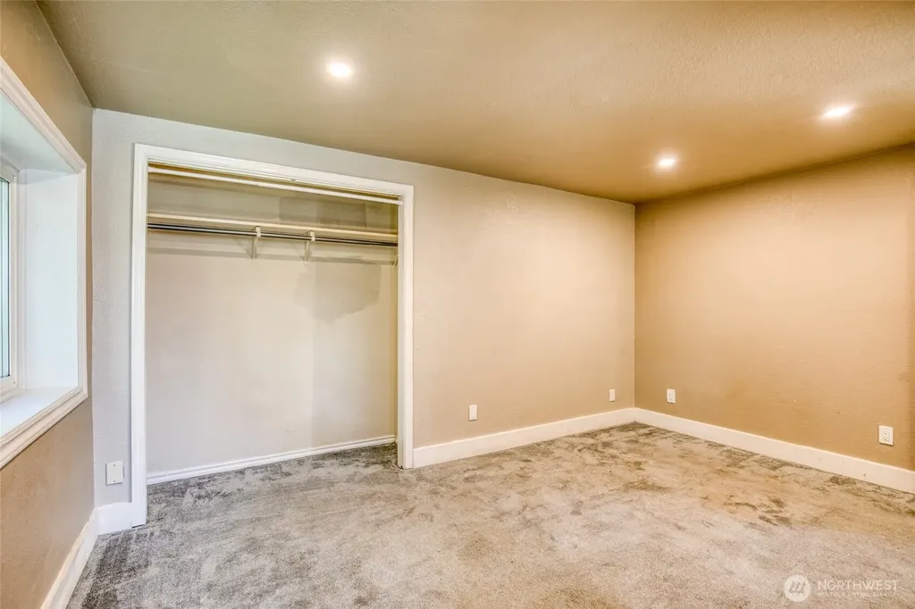 121 W Marion Street Aberdeen WA 98520