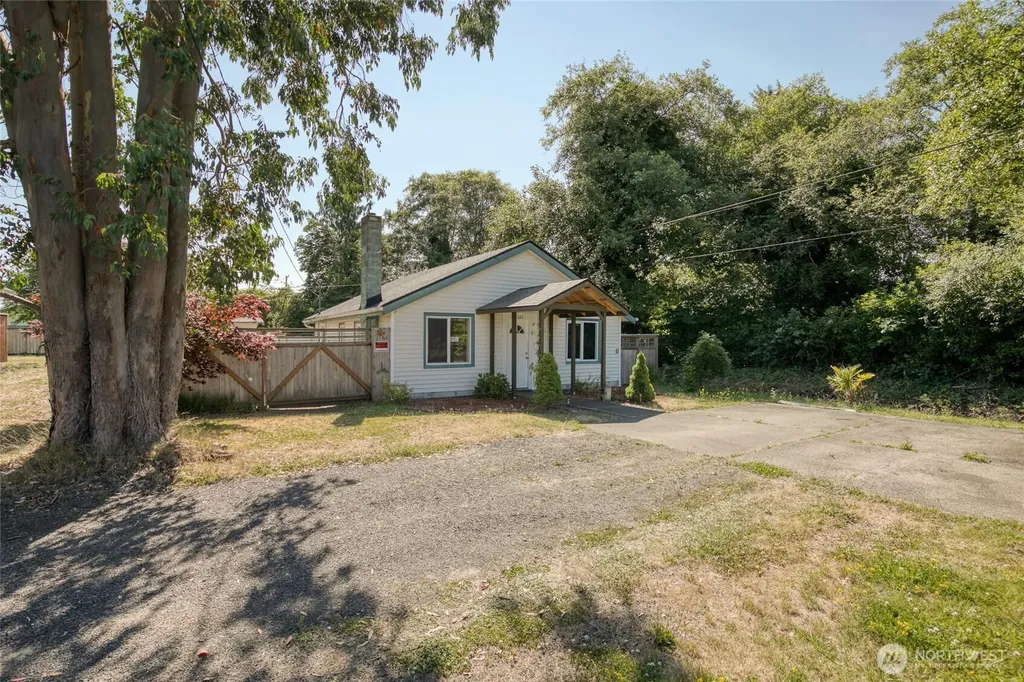 121 W Marion Street Aberdeen WA 98520