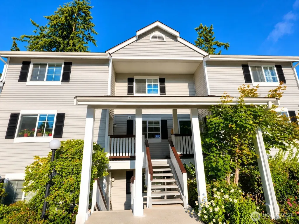 23319 Cedar Way Mountlake Terrace WA 98043
