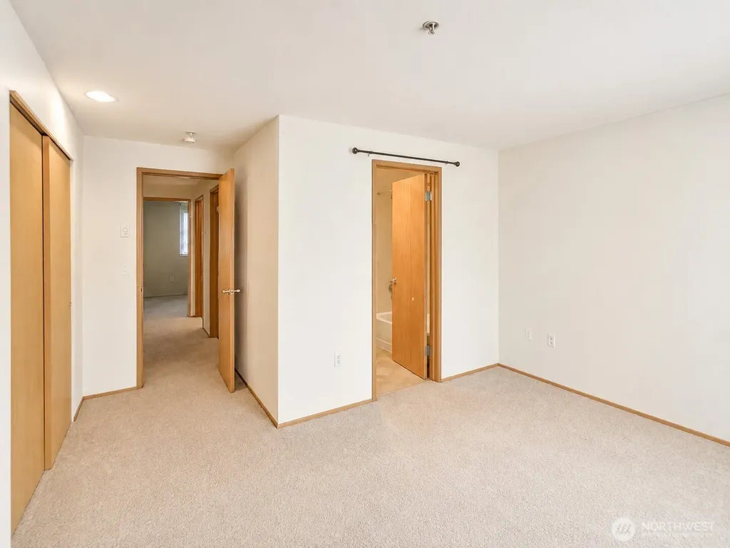 23319 Cedar Way Mountlake Terrace WA 98043