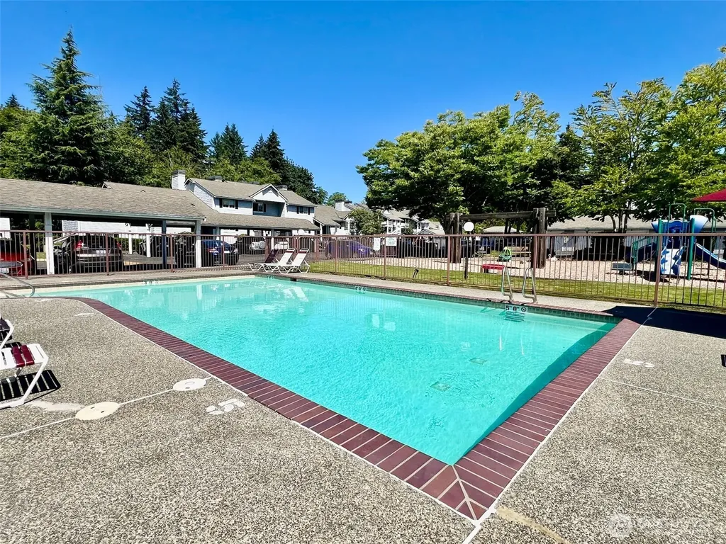 23319 Cedar Way Mountlake Terrace WA 98043