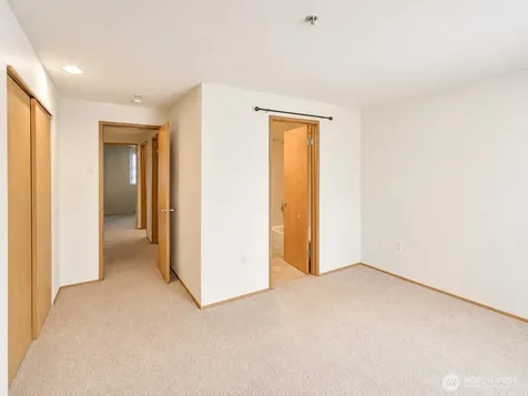 23319 Cedar Way Mountlake Terrace WA 98043