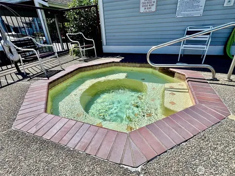 23319 Cedar Way Mountlake Terrace WA 98043