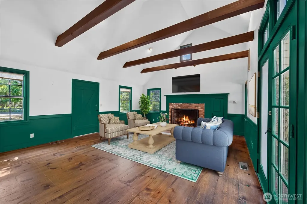 14729 Bear Creek Lane NE Woodinville WA 98077