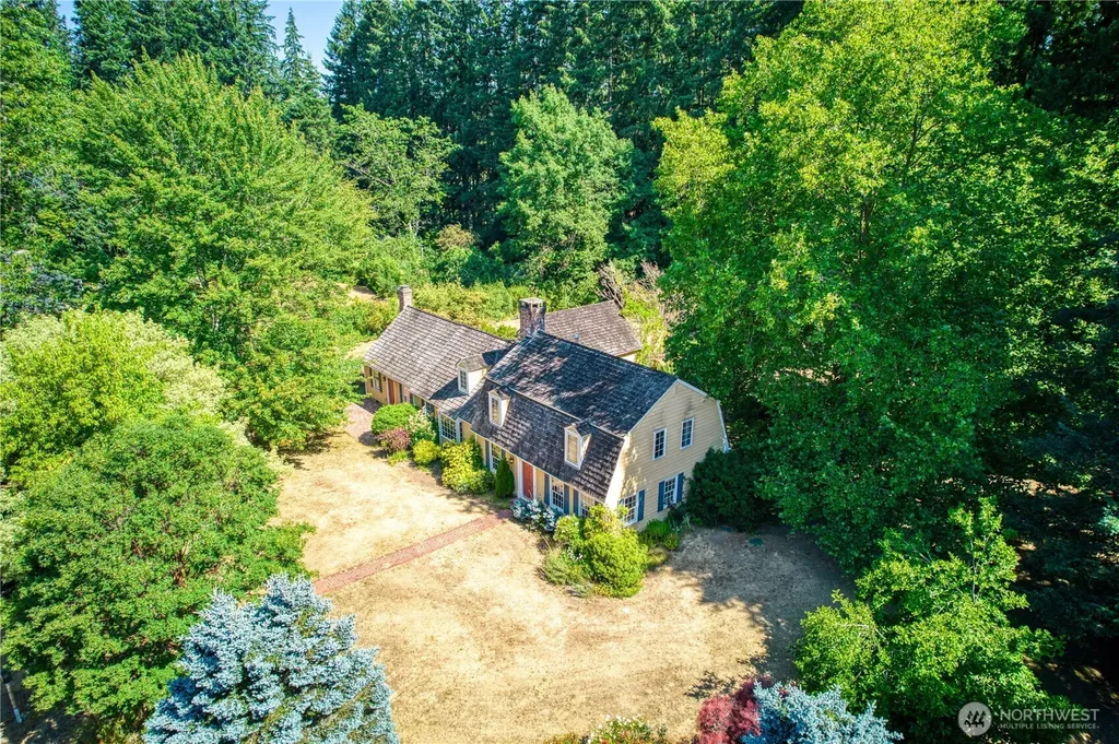 14729 Bear Creek Lane NE Woodinville WA 98077