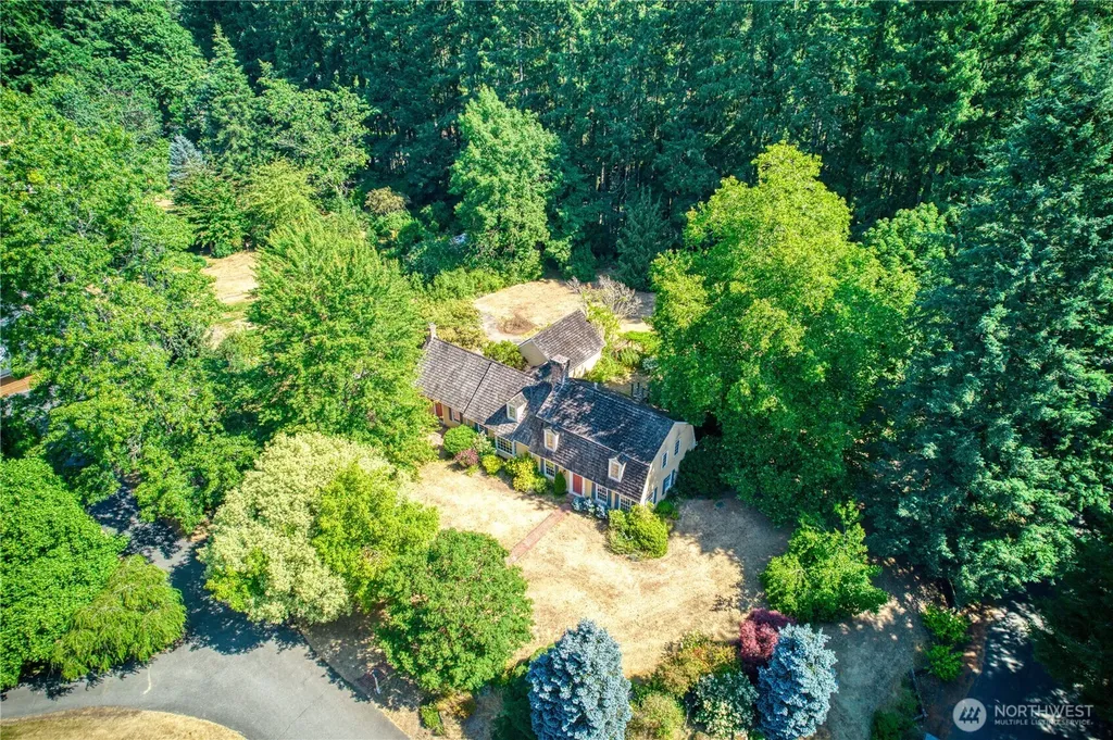 14729 Bear Creek Lane NE Woodinville WA 98077