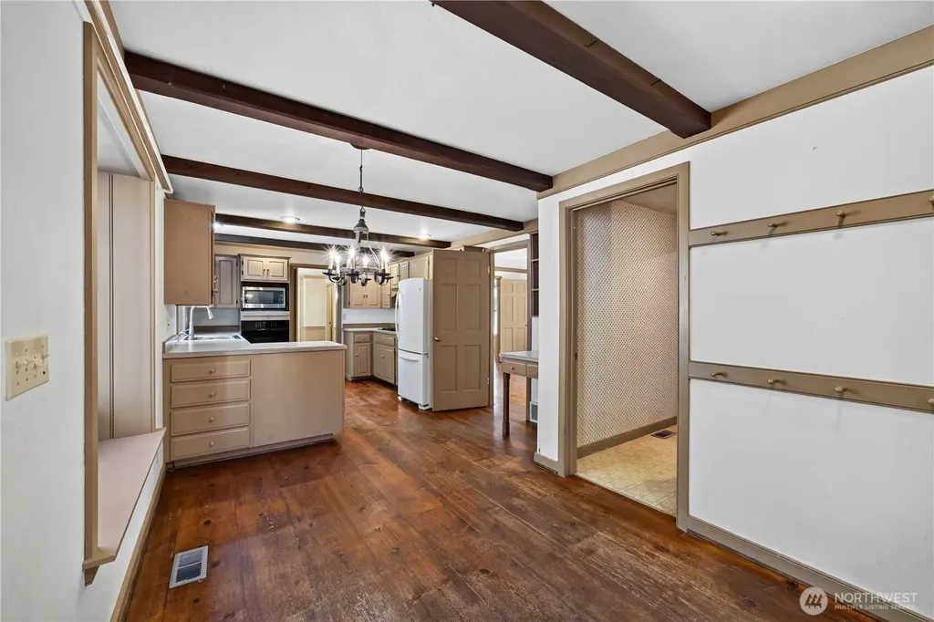 14729 Bear Creek Lane NE Woodinville WA 98077