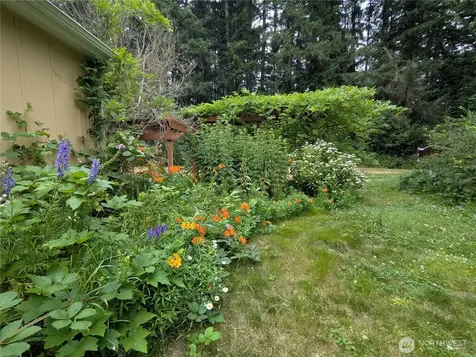 14729 Bear Creek Lane NE Woodinville WA 98077