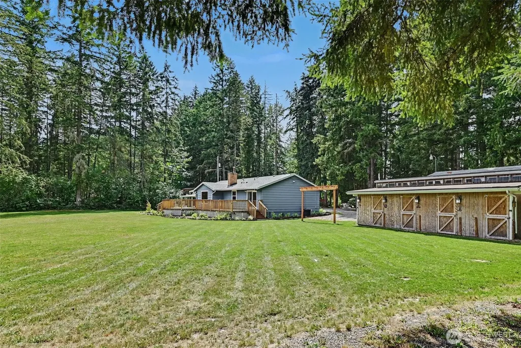 33913 4th Avenue E Roy WA 98580