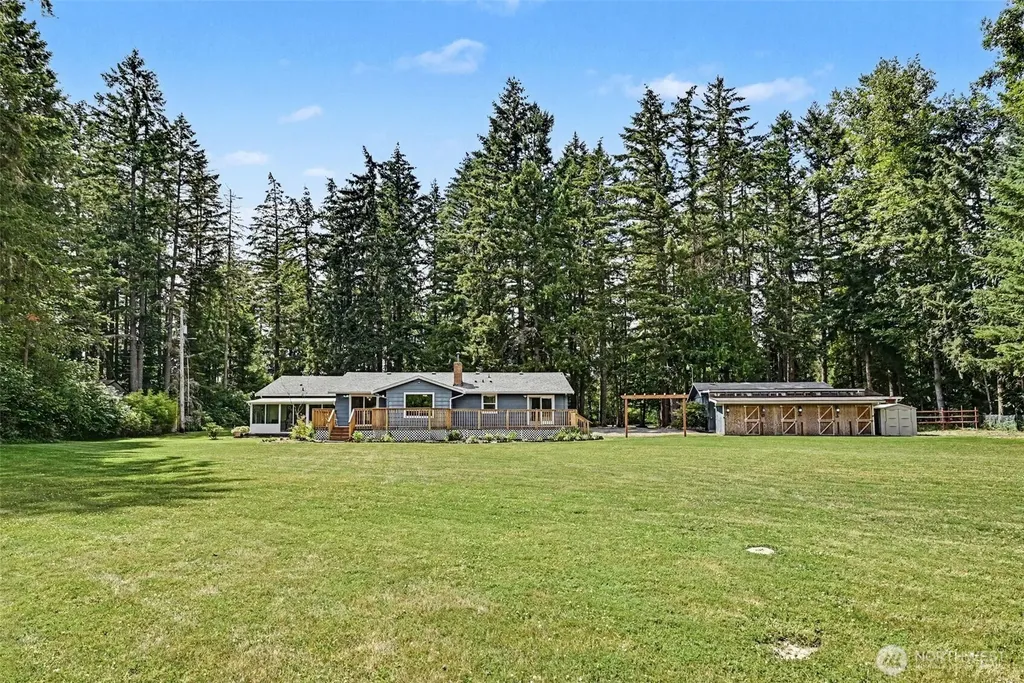 33913 4th Avenue E Roy WA 98580