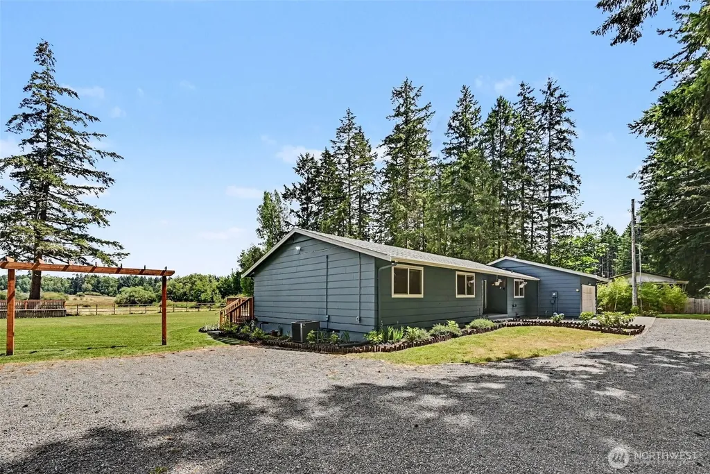 33913 4th Avenue E Roy WA 98580