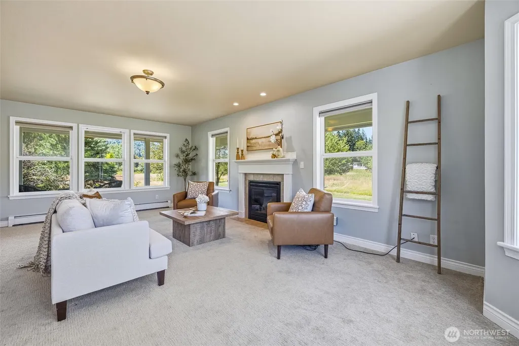 4134 Squalicum Lake Road Bellingham WA 98226