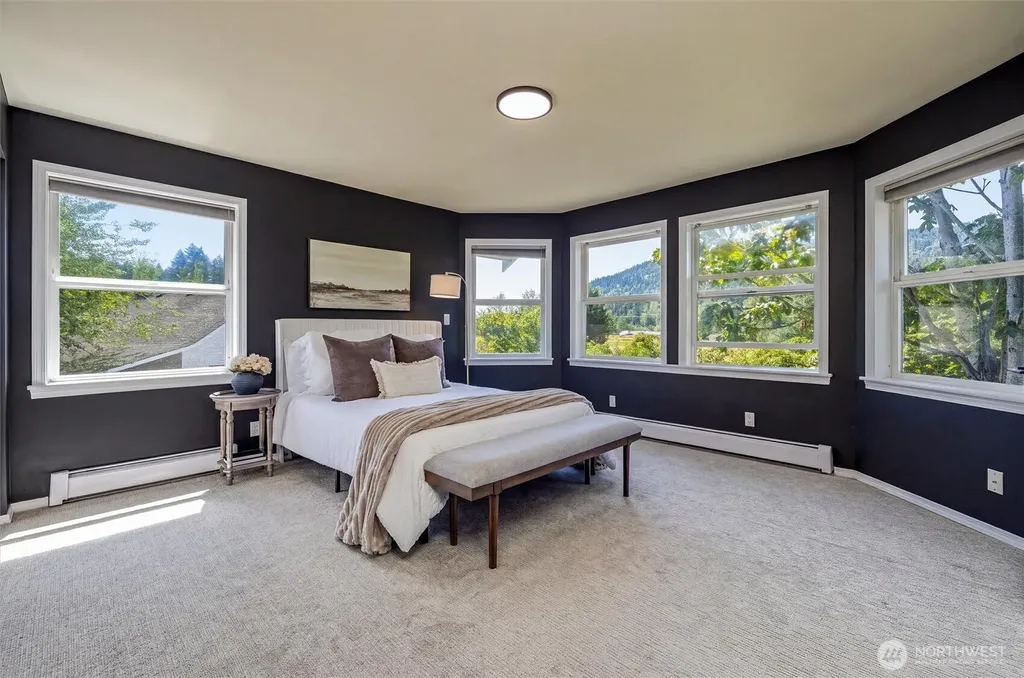 4134 Squalicum Lake Road Bellingham WA 98226