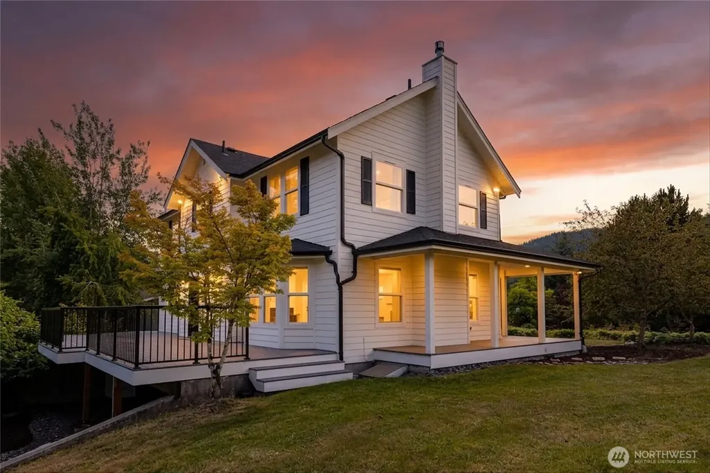 4134 Squalicum Lake Road Bellingham WA 98226