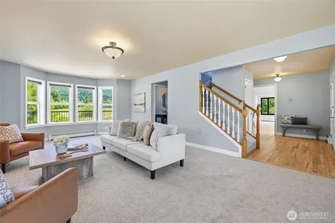 4134 Squalicum Lake Road Bellingham WA 98226
