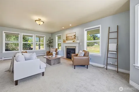 4134 Squalicum Lake Road Bellingham WA 98226