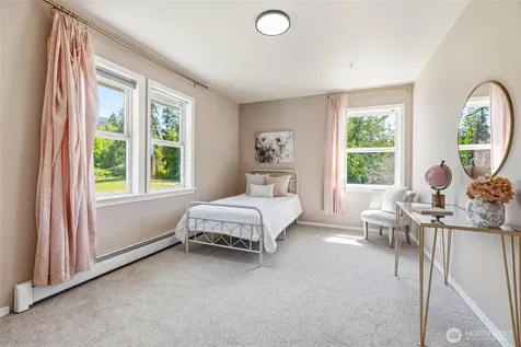 4134 Squalicum Lake Road Bellingham WA 98226