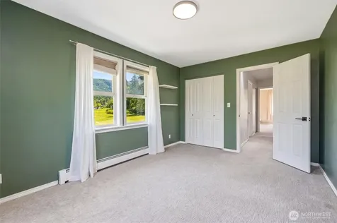 4134 Squalicum Lake Road Bellingham WA 98226