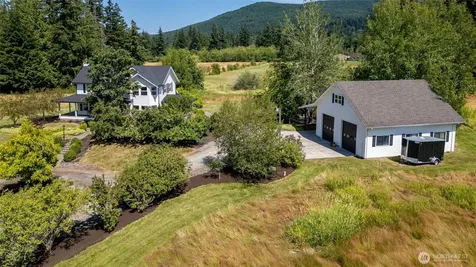 4134 Squalicum Lake Road Bellingham WA 98226