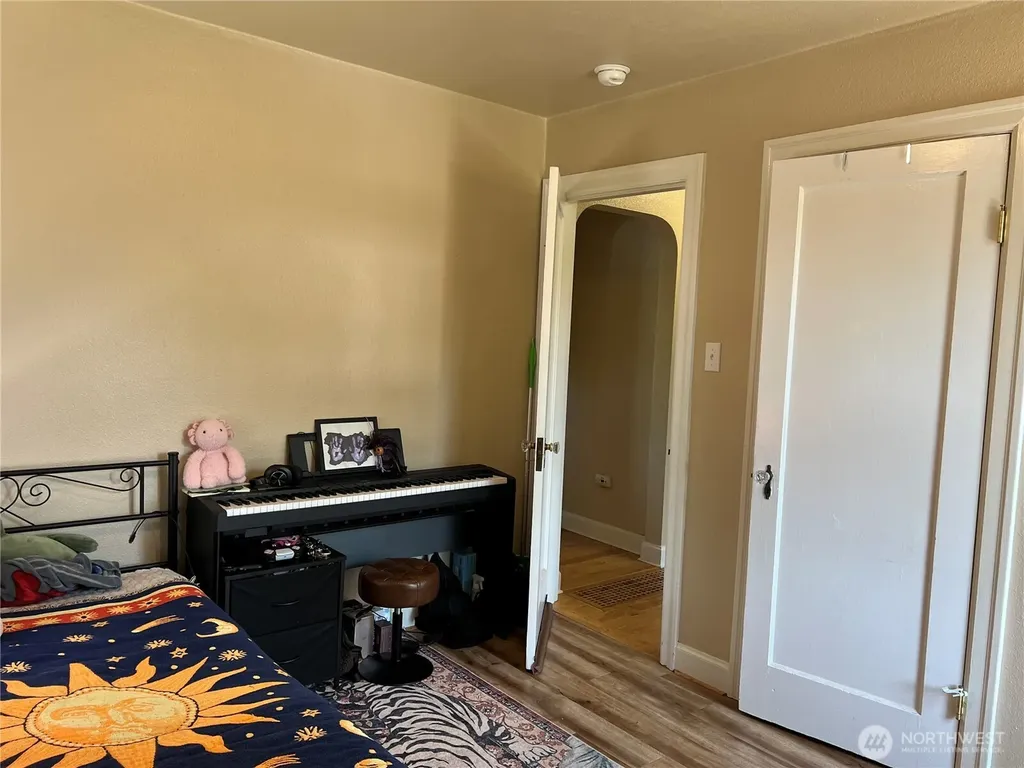 1308 104th Street E Tacoma WA 98445