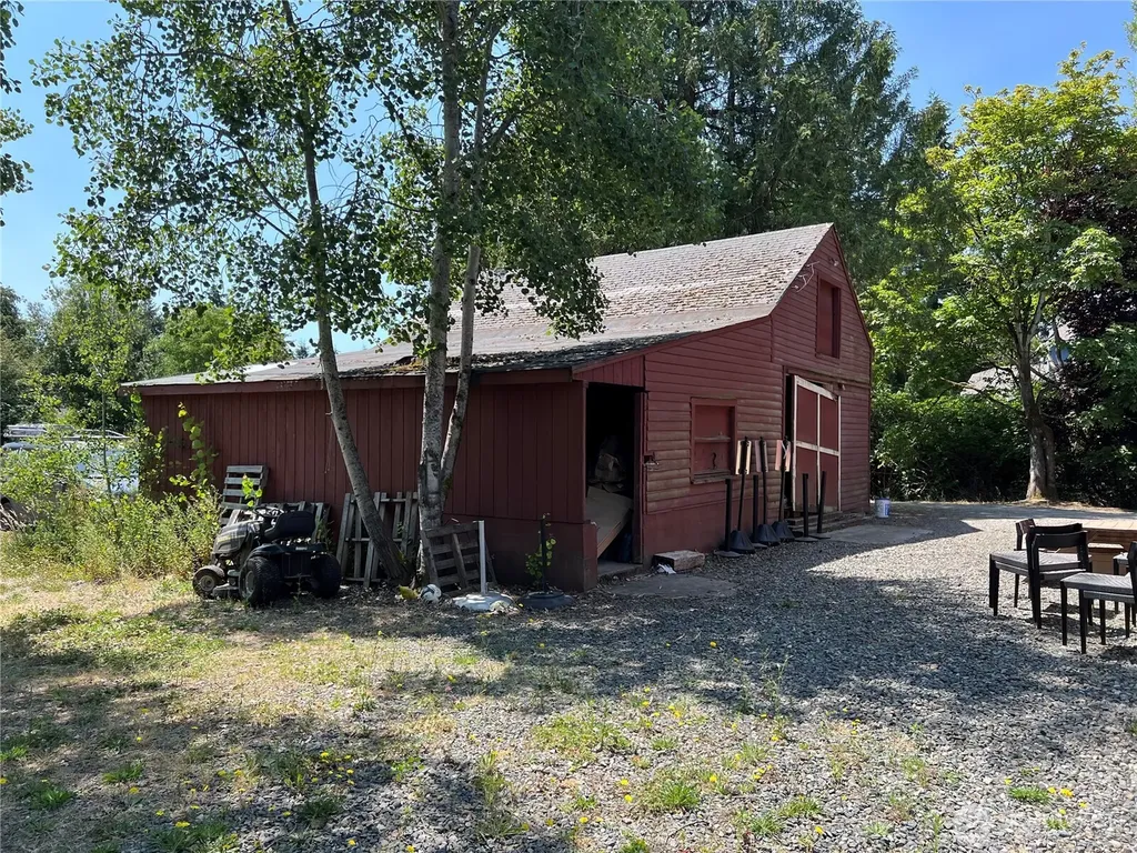 1308 104th Street E Tacoma WA 98445