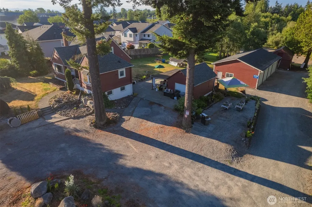 1308 104th Street E Tacoma WA 98445