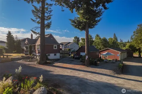 1308 104th Street E Tacoma WA 98445