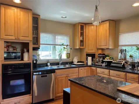 1308 104th Street E Tacoma WA 98445