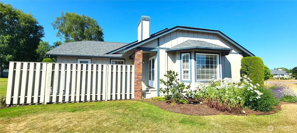 886 N Oxford Way Sequim WA 98382
