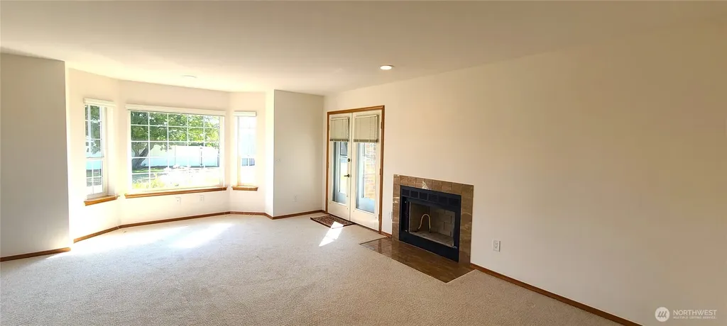 886 N Oxford Way Sequim WA 98382