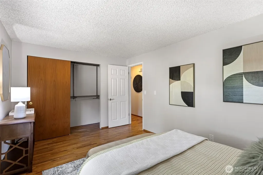 22202 Meridian Avenue S Bothell WA 98021