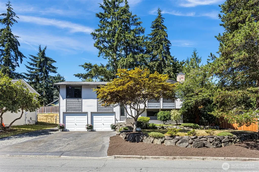 22202 Meridian Avenue S Bothell WA 98021