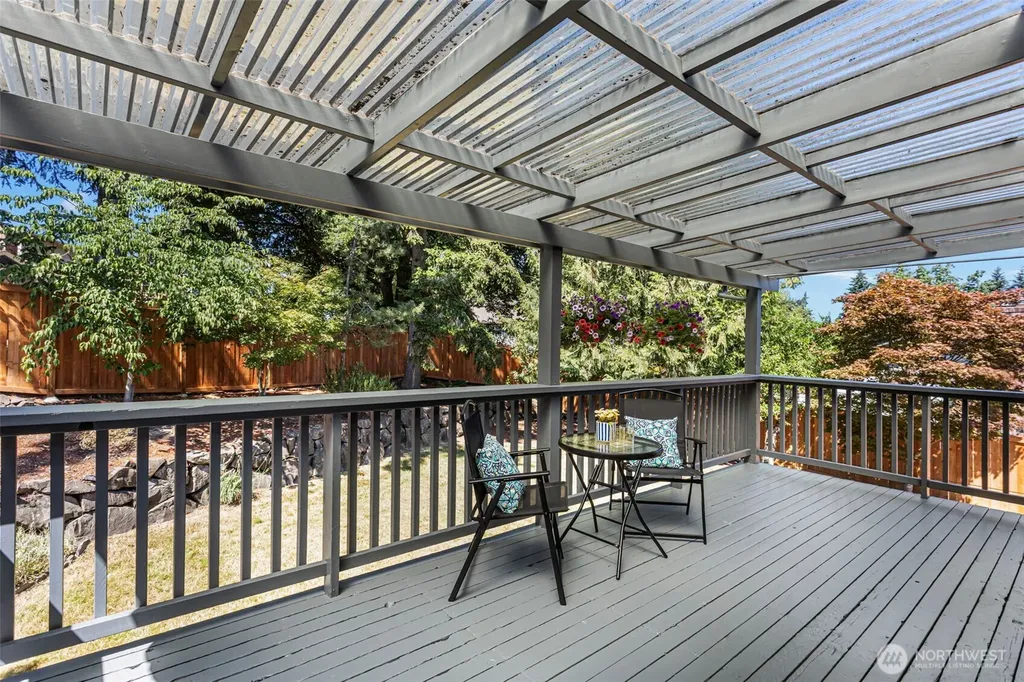 22202 Meridian Avenue S Bothell WA 98021