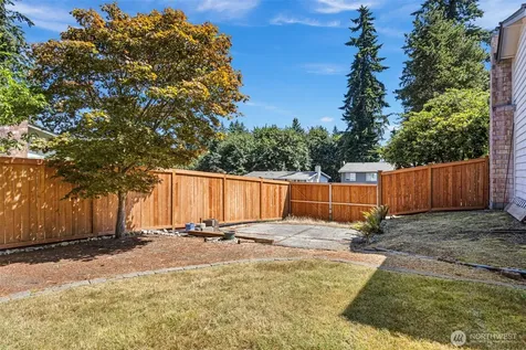 22202 Meridian Avenue S Bothell WA 98021