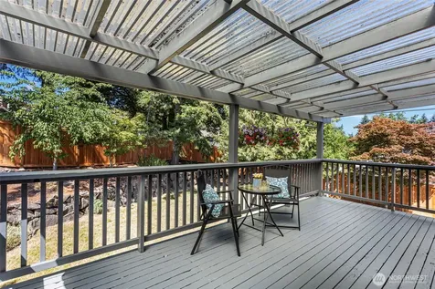 22202 Meridian Avenue S Bothell WA 98021