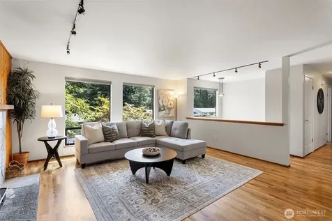 22202 Meridian Avenue S Bothell WA 98021