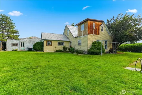 5601 Airport Road Cashmere WA 98815